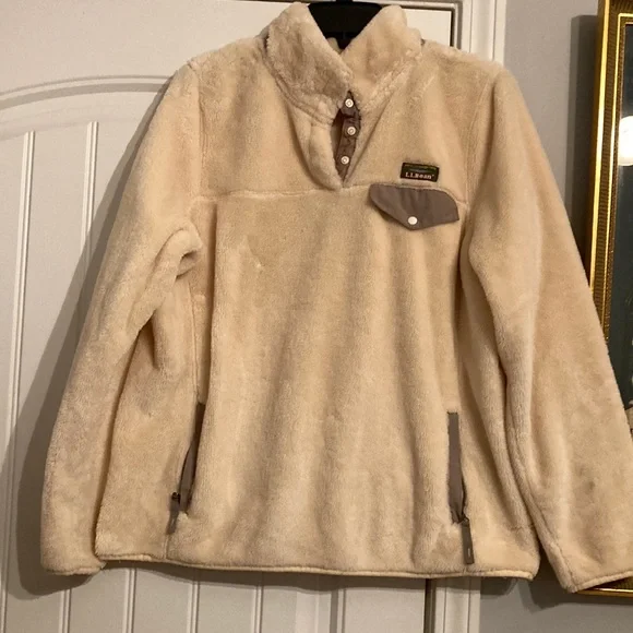 L.L. Bean Ladies fleece top - Picture 1 of 6